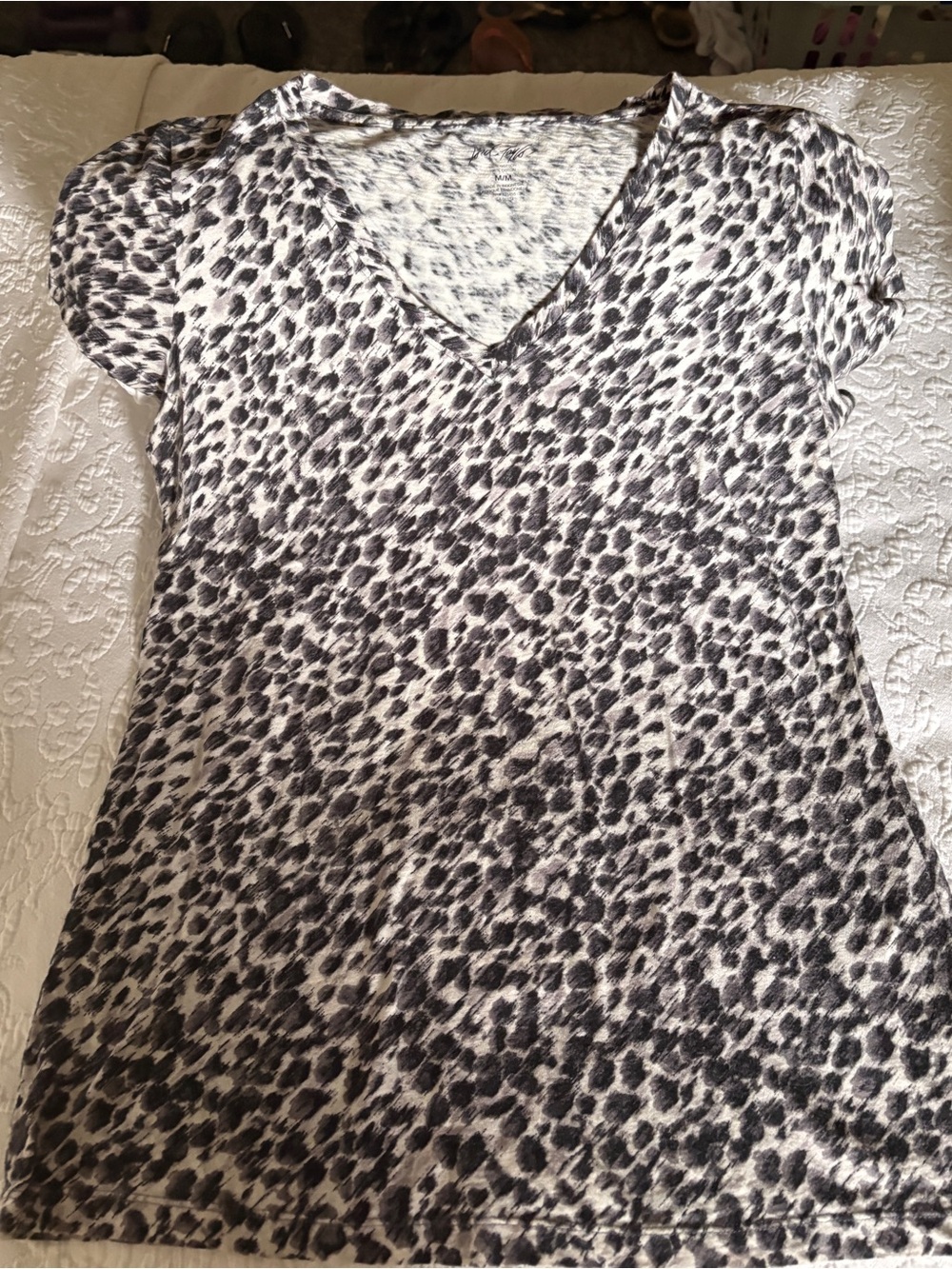 Lord & Taylor Black and White Leopard Print V-Neck Tee
